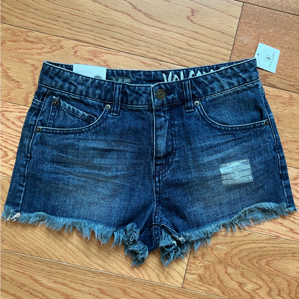 Volcom women’s cutoff denim shorts size 26 frayed hem dark wash
